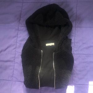 🖤 Black zipper up fuzzy jacket with cat ears 🖤